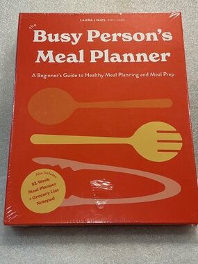 The Busy Persons Meal Planner 52-Weeks + Grocery List Notepad Laura Ligos 2022